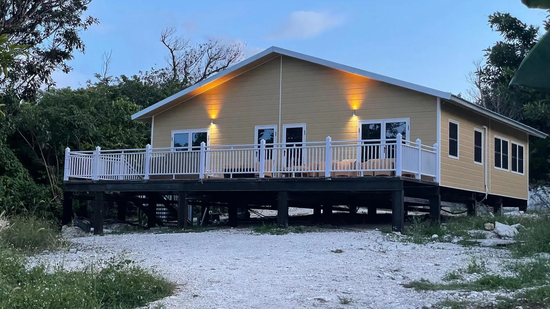Great Cistern Beach Village Marsh Harbour 3*,
